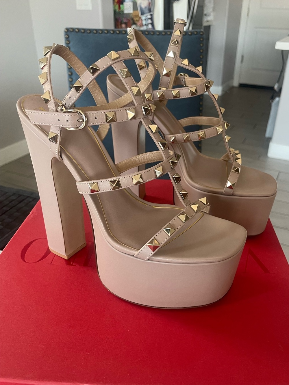 Valentino Garavani Nude Pink Pyramid-Stud Platform Sandals